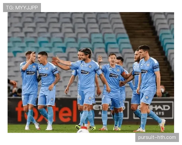 乌德勒支中路渗透战术升级 助力球队再掀连胜热潮