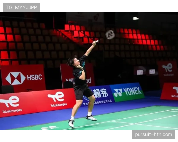 何冰娇训练完直接打车去奢侈品店？